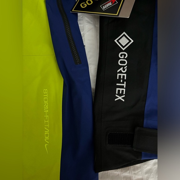 NWT Nike ACG gore-tex jacket - Picture 10 of 16